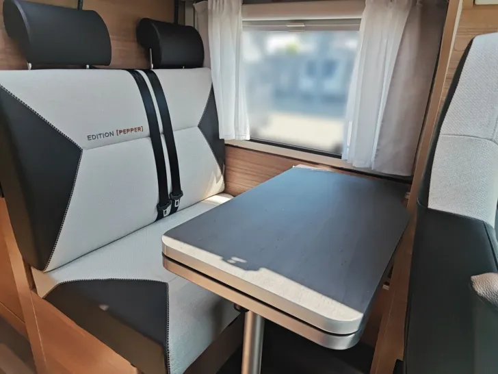 Fahrzeugbild Weinsberg CaraCompact EDITION PEPPER 600 MEG TV LTE LITHIU #12