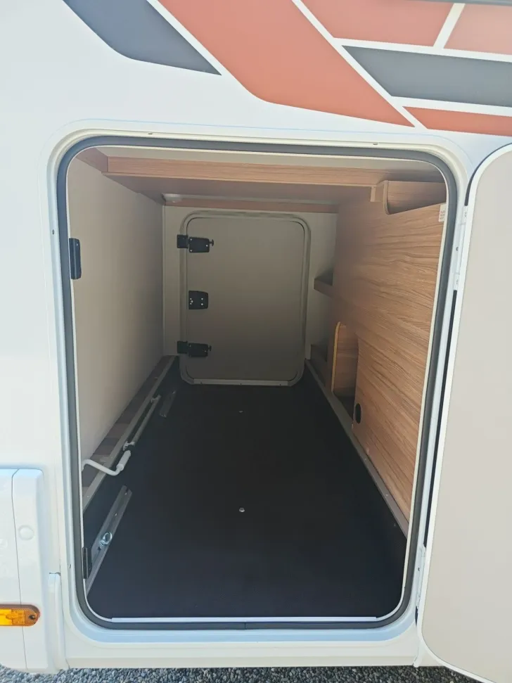 Fahrzeugbild Weinsberg CaraCompact EDITION PEPPER 600 MEG TV LTE LITHIU #17