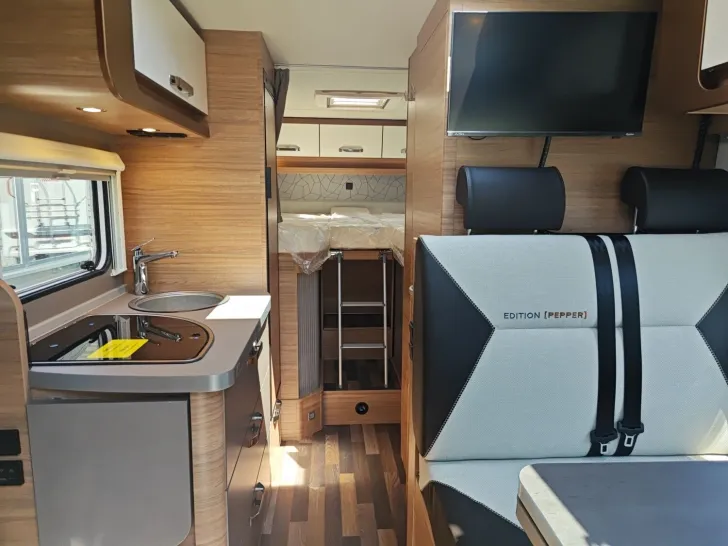 Fahrzeugbild Weinsberg CaraCompact EDITION PEPPER 600 MEG TV LTE LITHIU #18