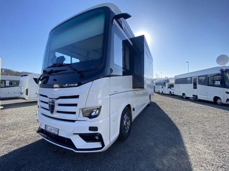 Fahrzeugbild Morelo Empire Liner 105 GO #2