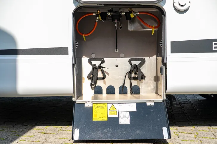 Fahrzeugbild Etrusco T 7400 SB Fiat 180 32"TV WINTER 5-Sitzer #13