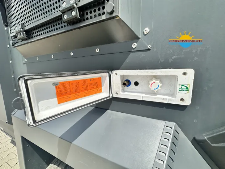 Fahrzeugbild Camppass CR 550i Darkness*AUTARK*MOVER* #10