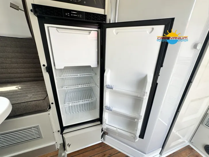 Fahrzeugbild Camppass CR 550i Darkness*AUTARK*MOVER* #30