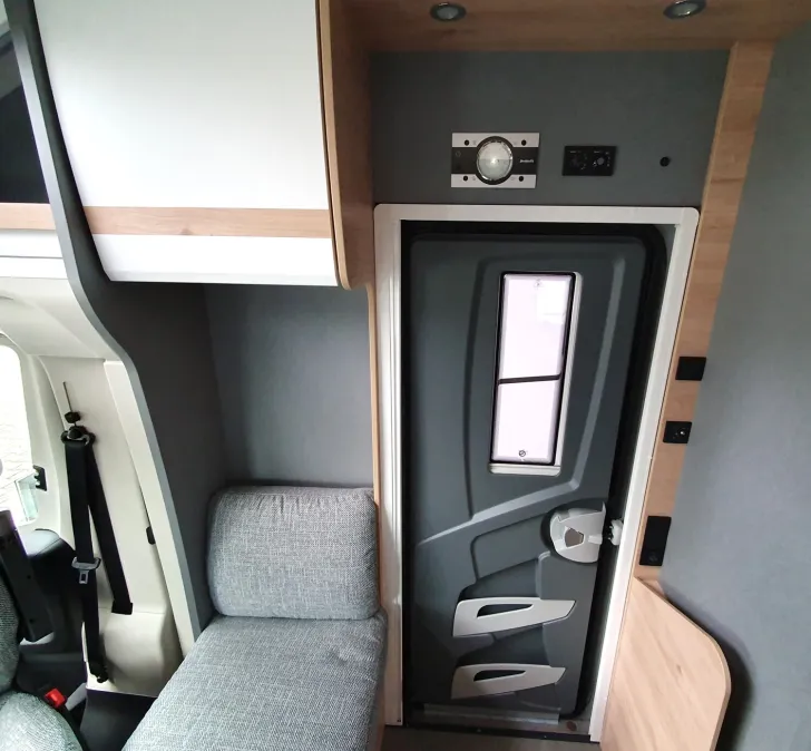 Fahrzeugbild Dethleffs Just Camp T 6812 EB / 3 AUSSTATTUNGSPAKETE #18
