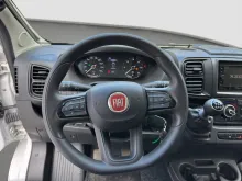 Fahrzeugbild Knaus BoxStar 600 LIFETIME mit Längsbetten und AHK #8