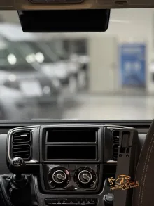 Fahrzeugbild Forster Vantasy FV636HB #24