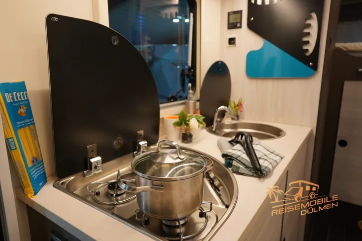 Fahrzeugbild Rimor Kilig 5 Automatik Xenon RFK 16 ALU" #16