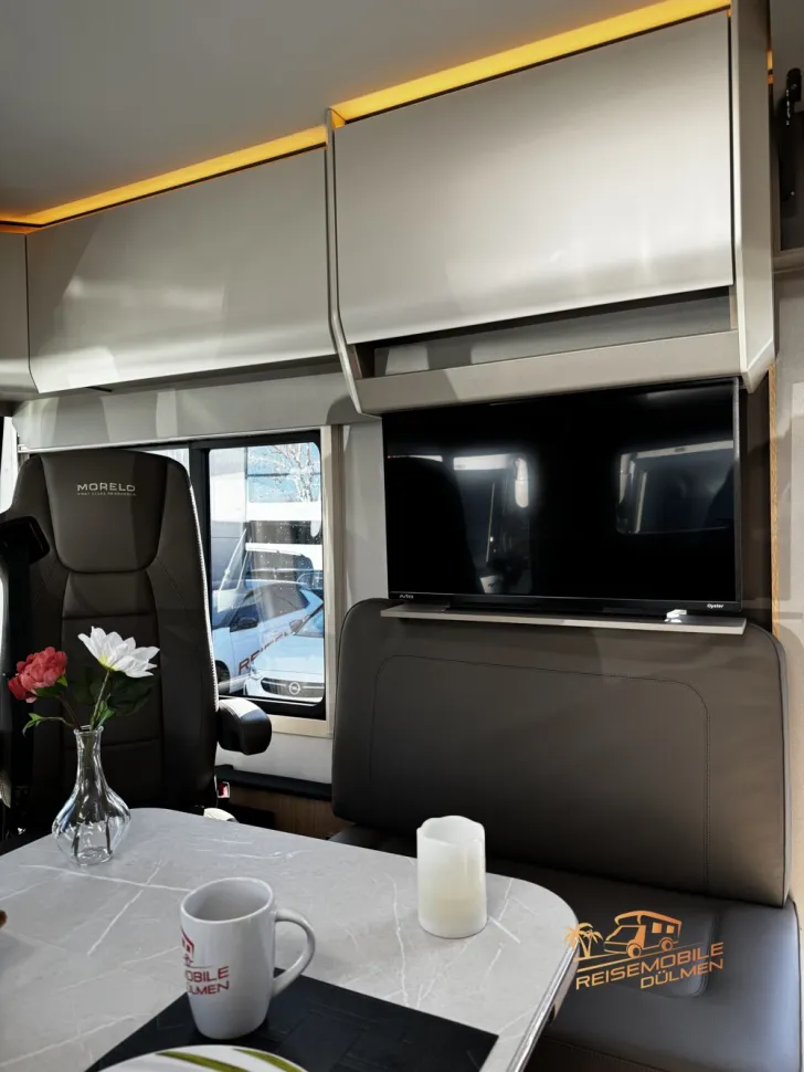 Fahrzeugbild Morelo Loft Premium 83 L 4xSolar Hubstütze #12