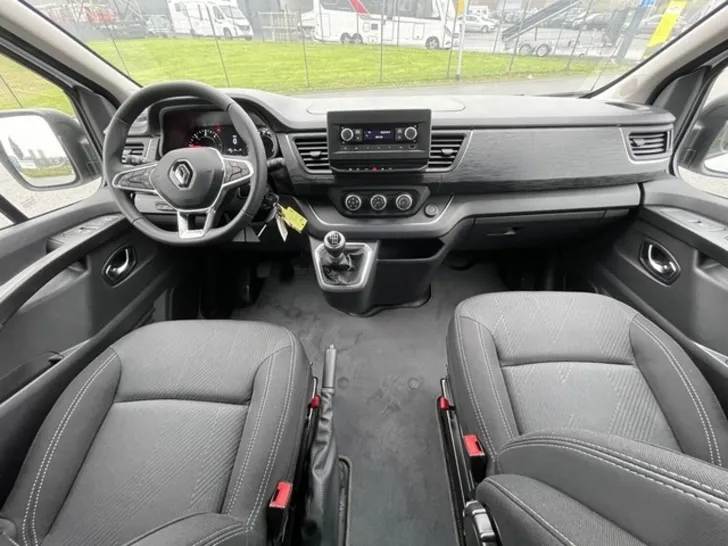 Fahrzeugbild Mooveo Campervan 2 Renault #9