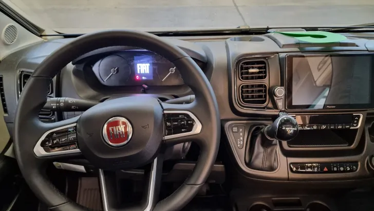 Fahrzeugbild Hobby Vantana De Luxe K60 FT - 180 PS / Automatik #4