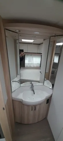 Fahrzeugbild Hobby De Luxe 460 UFe - SIE SPAREN 6.526,- Euro #12