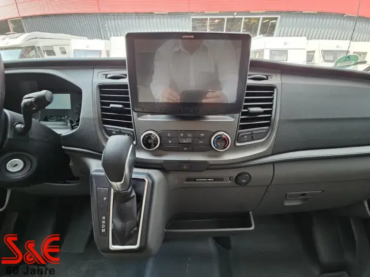 Fahrzeugbild Bürstner Lineo T 620 G #19