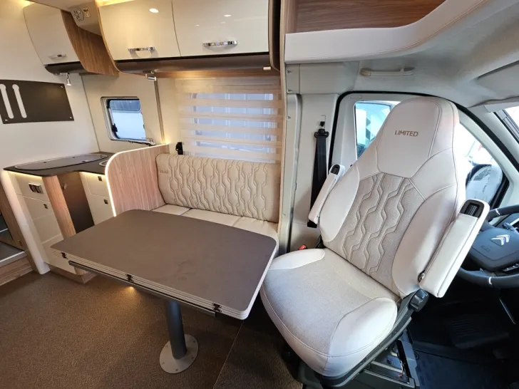 Fahrzeugbild Bürstner Limited T 727 G #11