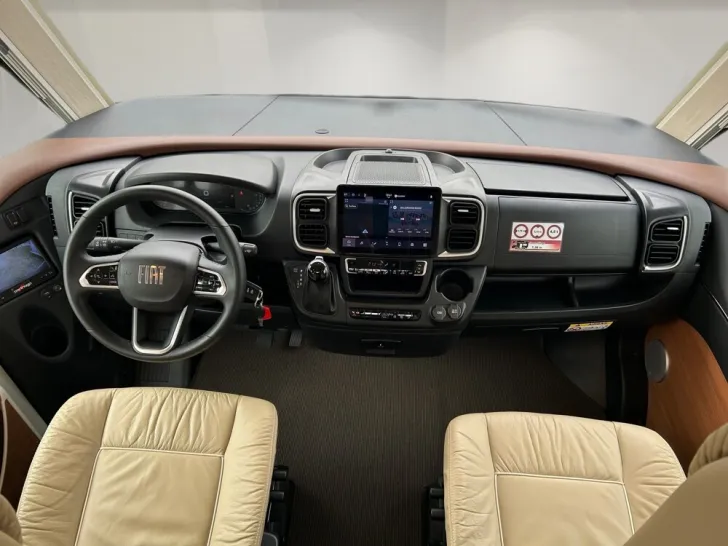 Fahrzeugbild Carthago chic c-line I 4.9 LE #10