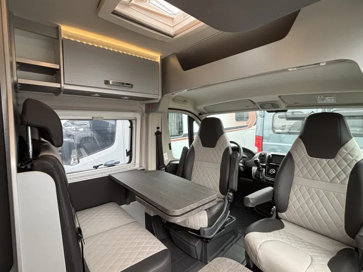 Fahrzeugbild Weinsberg CaraBus GREY 600 ME EDITION [FIRE] 2026! Autom. AHK Rahmenfenster #8