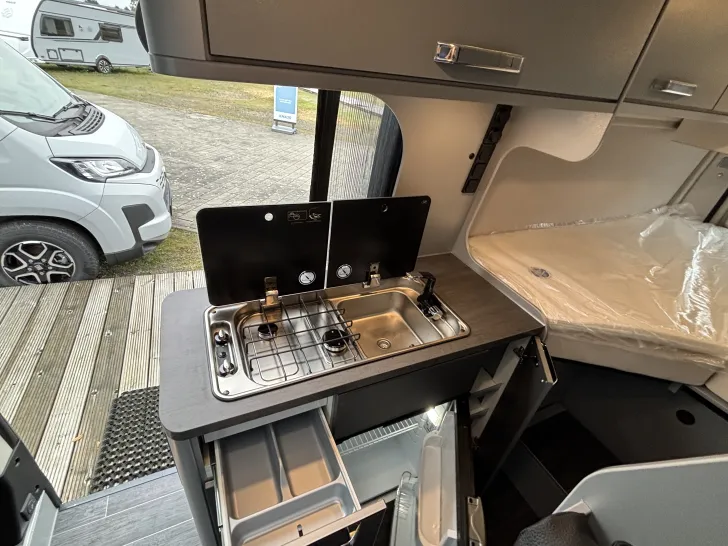 Fahrzeugbild Weinsberg CaraBus GREY 600 ME EDITION [FIRE] 2026! Autom. AHK Rahmenfenster #9