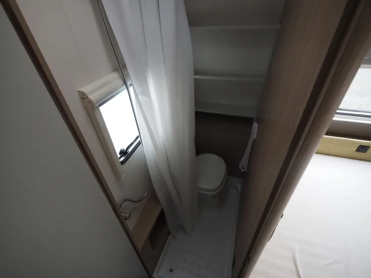 Fahrzeugbild Dethleffs Aero 470 FR, 31.967,-€ Listenpreis ! #12