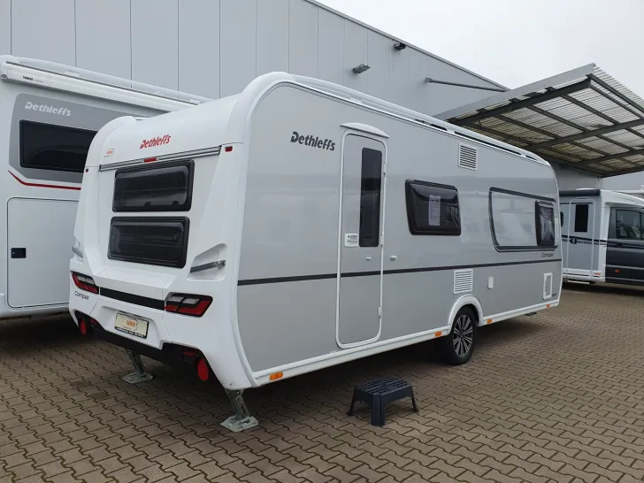 Fahrzeugbild Dethleffs Camper 560 FMK Snow REDUZIERT / LP 44.623,00  #3