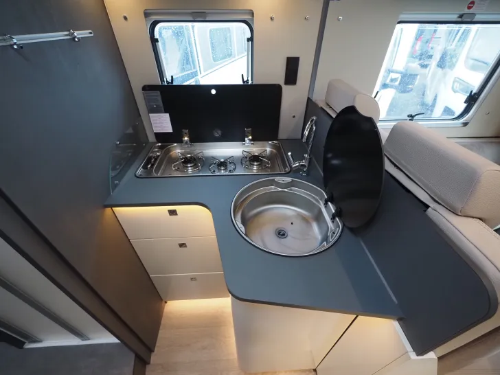 Fahrzeugbild Laika KOSMO L409, 98.745,-€ Listenpreis ! #12