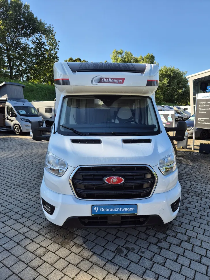 Fahrzeugbild Challenger GRAPHITE ULTIMATE 380 #34