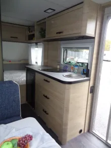 Fahrzeugbild Weinsberg CaraOne 420 QD Modell 2026 mit Paket #6