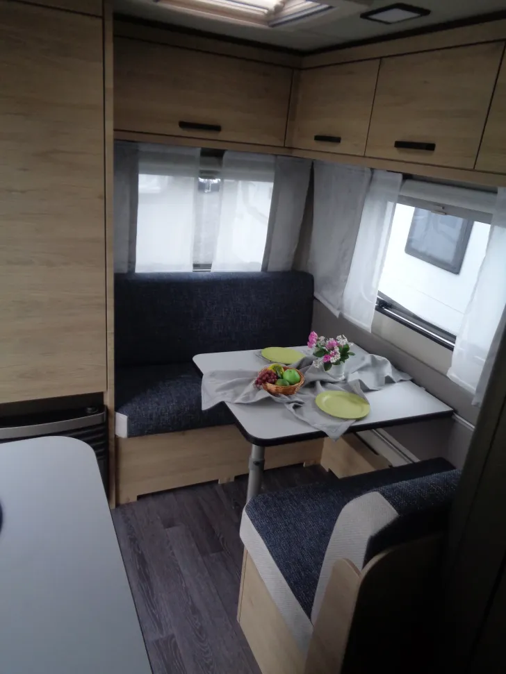 Fahrzeugbild Weinsberg CaraOne 420 QD Modell 2026 mit Paket #7