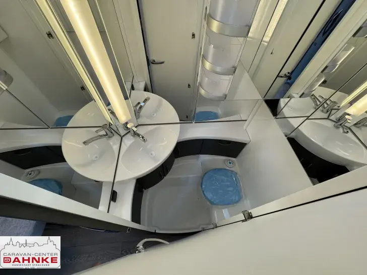 Fahrzeugbild Hobby Excellent Edition 495 UL -7" Touch-Bedienpanel #12