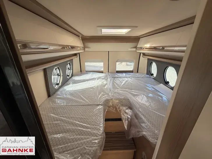 Fahrzeugbild Malibu Van Comfort 640 LE charming GT skyview 16.215,- Euro gesparrt #12