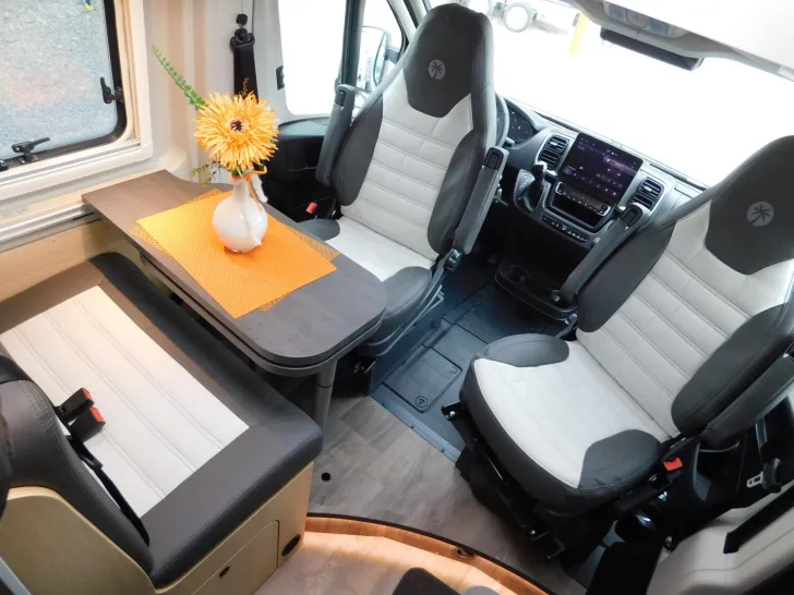 Fahrzeugbild Sunlight Adventure Cliff 602 ACC+Combi4D+Digital-Pkt+LTE #14