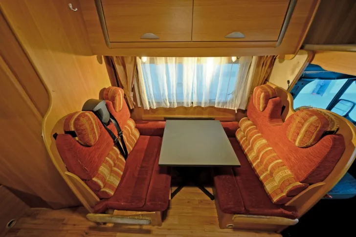 Fahrzeugbild Challenger Genesis 33 / Etagenbetten / Solar #7