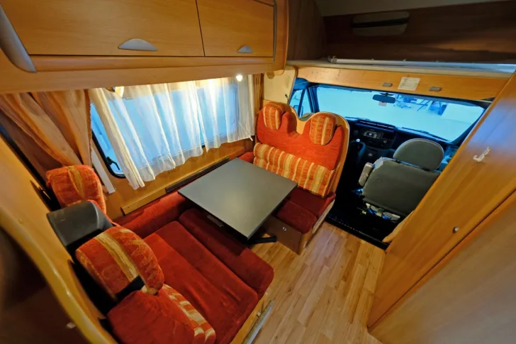 Fahrzeugbild Challenger Genesis 33 / Etagenbetten / Solar #8