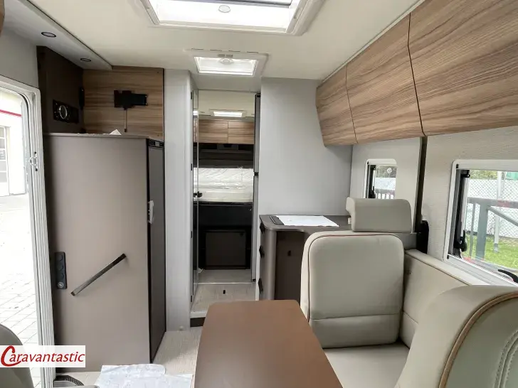 Fahrzeugbild Bürstner B 66 TD 732 G #10