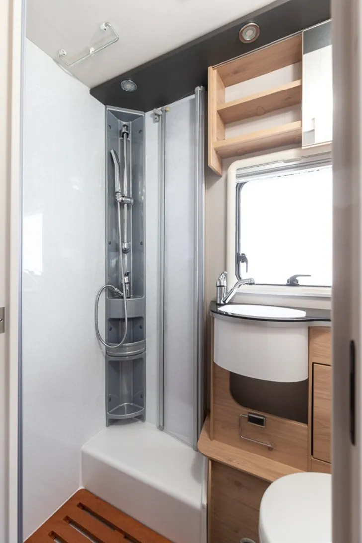 Fahrzeugbild Dethleffs Globebus I 6 // UVP: 99.941  #15