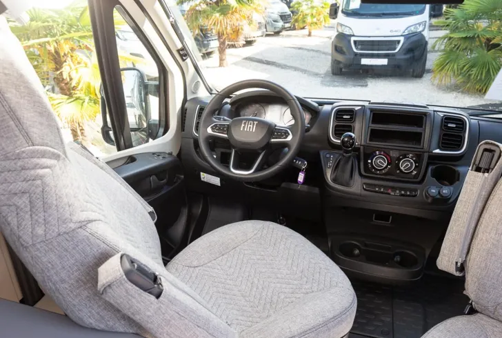 Fahrzeugbild Dethleffs Globetrail 640 ES Fiat * 13.268  unter Liste #18
