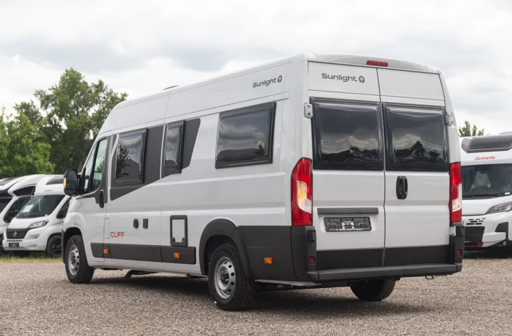 Fahrzeugbild Sunlight Cliff 640 ** UVP: 54.424  #5