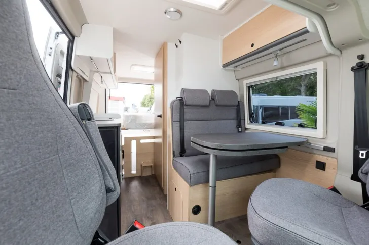 Fahrzeugbild Sunlight Cliff 640 ** UVP: 54.424  #8