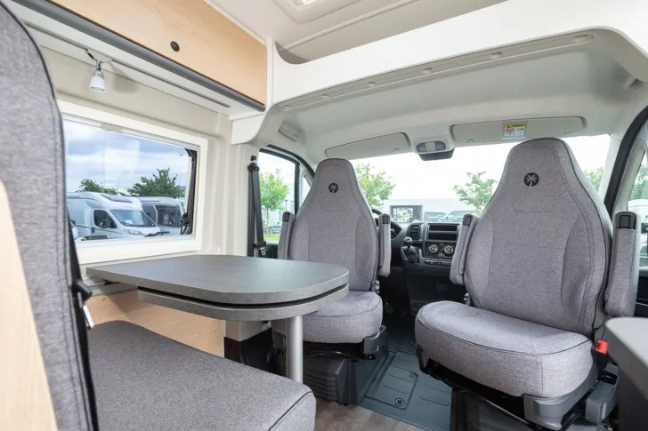 Fahrzeugbild Sunlight Cliff 640 ** UVP: 54.424  #15