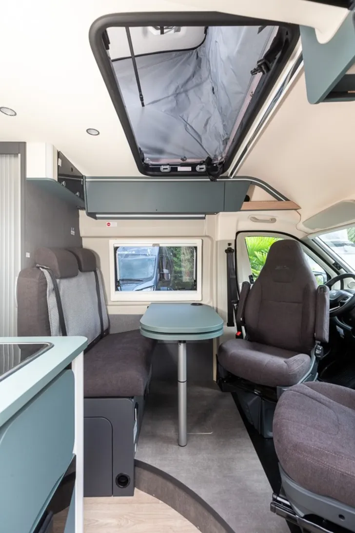 Fahrzeugbild Laika Kosmo 60 // 8.183  Ersparnis #7