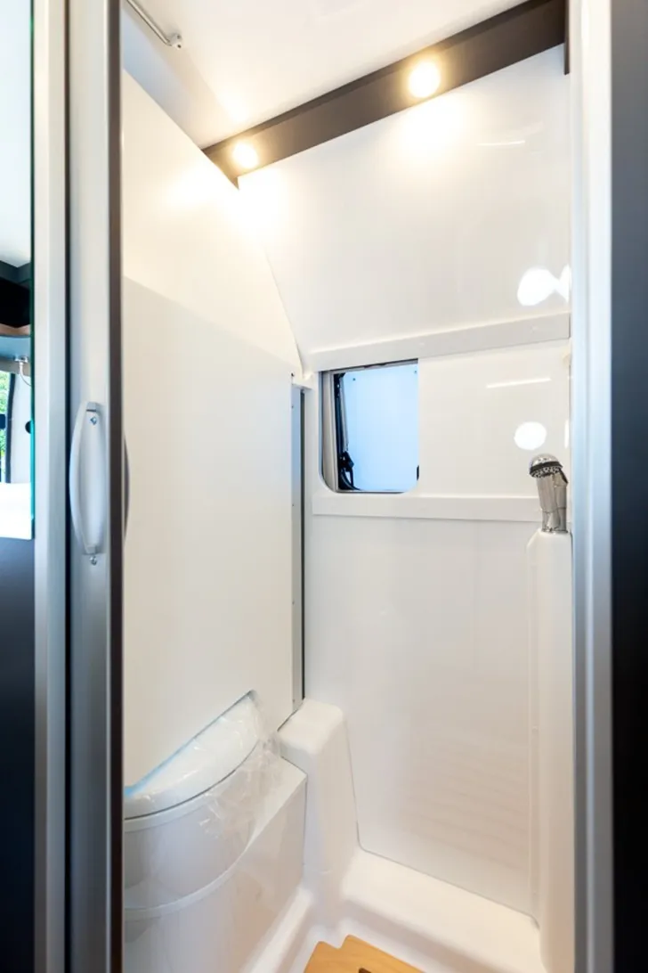 Fahrzeugbild Laika Kosmo 60 // 8.183  Ersparnis #16