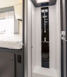 Fahrzeugbild Laika Kosmo L 409 *SIE SPAREN 20.364* #12