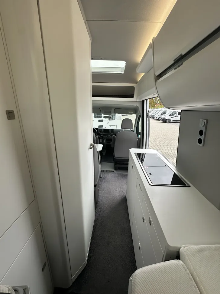 Fahrzeugbild VW Grand California 680 Automatik #7