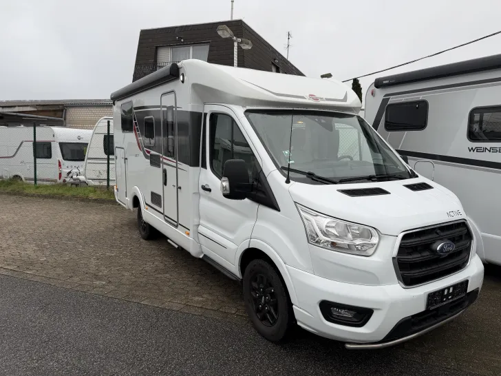 Fahrzeugbild Bürstner Lineo T 620 G RFK, FH 2er, Markise #1