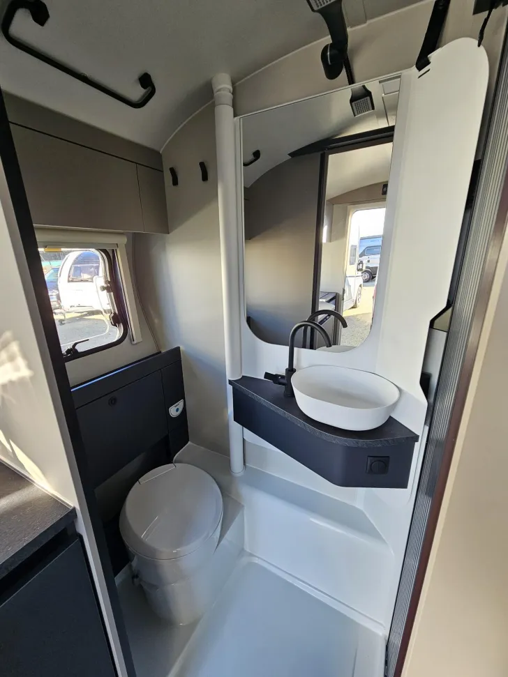 Fahrzeugbild Adria Action 391 LH Sports SoundB|Combi4Hzg|AutarkVorb #14