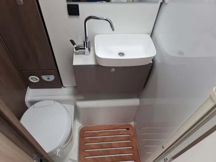 Fahrzeugbild Carado pro+ I 338 !!! Top‑Preis Garantie !!! #15