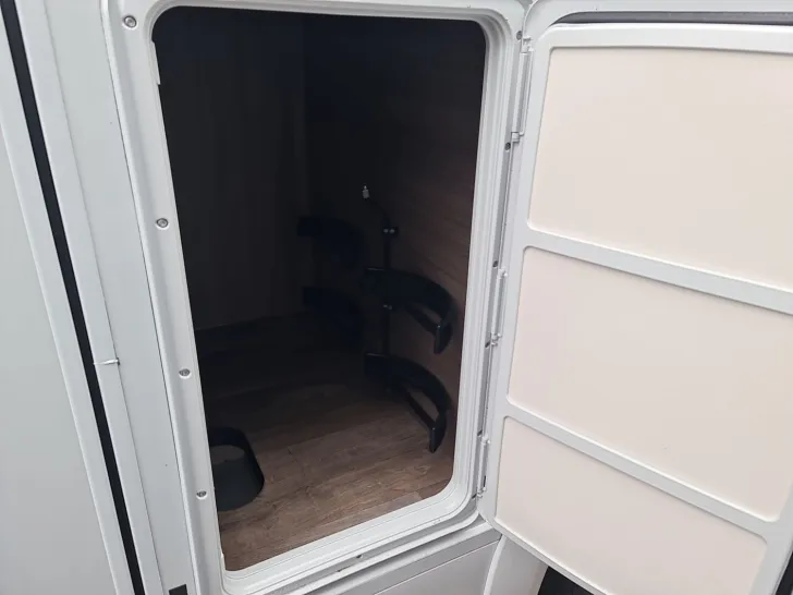 Fahrzeugbild Carado pro+ I 338 !!! Top‑Preis Garantie !!! #24