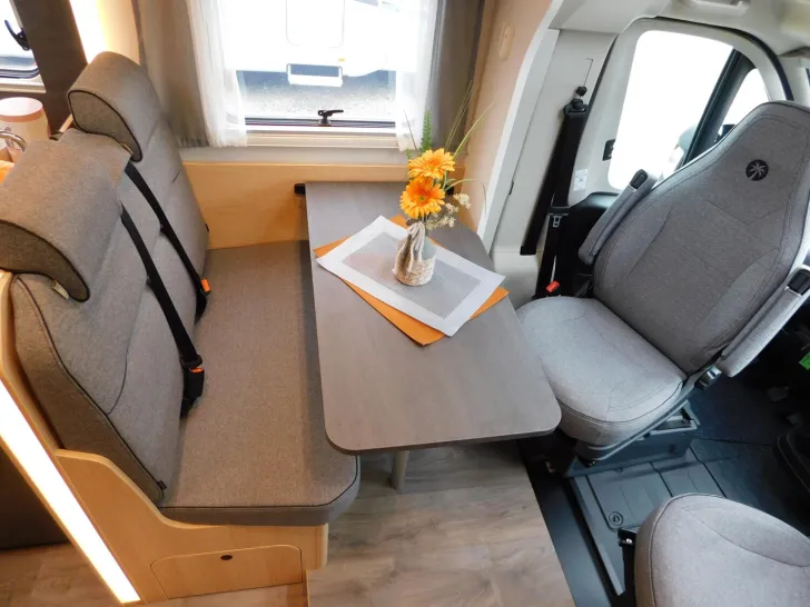 Fahrzeugbild Sunlight Adventure T 66S Markise, Hubbett, Radträger #13