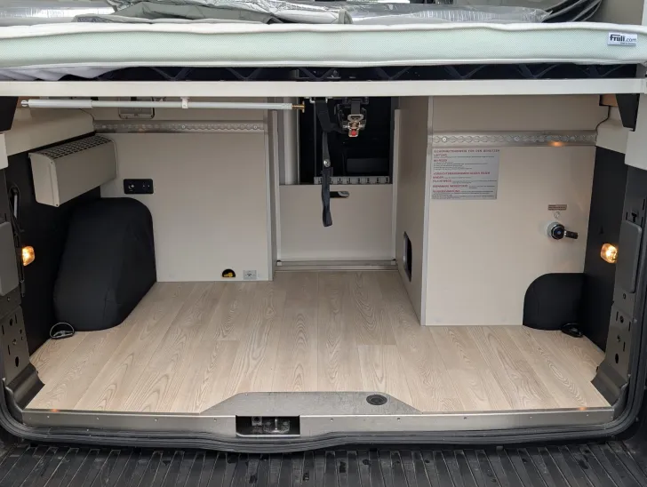 Fahrzeugbild Ford Transit Big Nugget #13