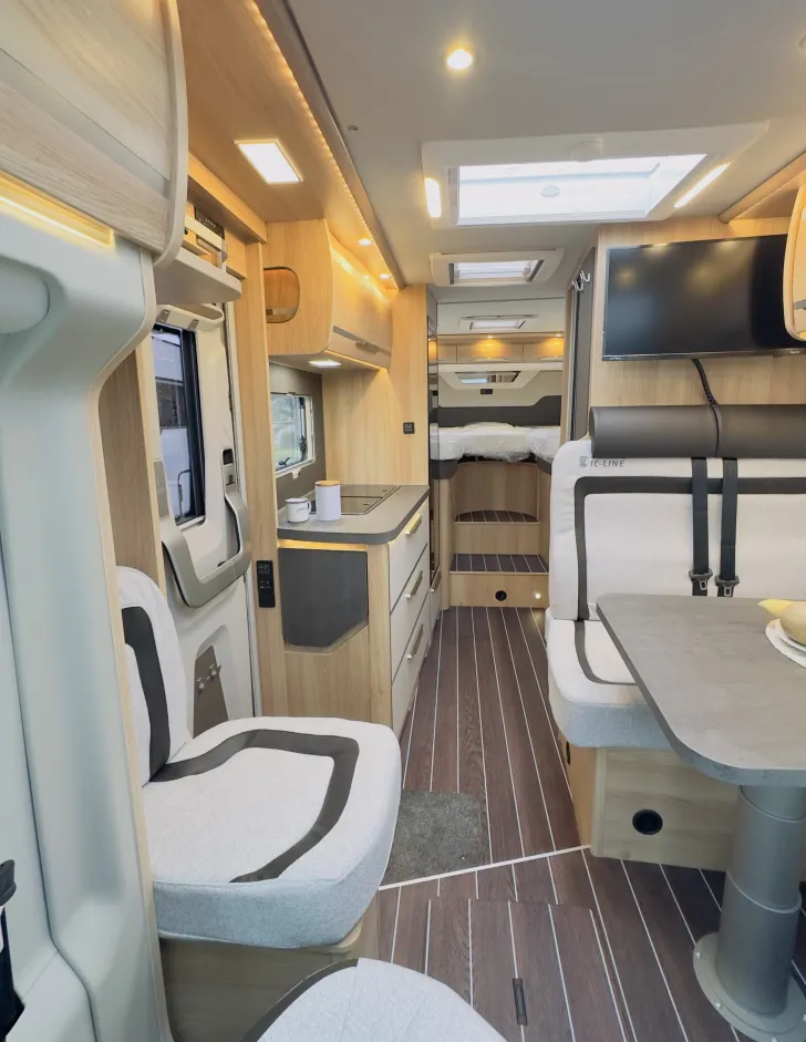 Fahrzeugbild Knaus Sky TI 650 MEG IC-Line 8 - Gang Automatik Getriebe #6