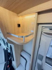 Fahrzeugbild Knaus Sky TI 650 MEG IC-Line 8 - Gang Automatik Getriebe #24