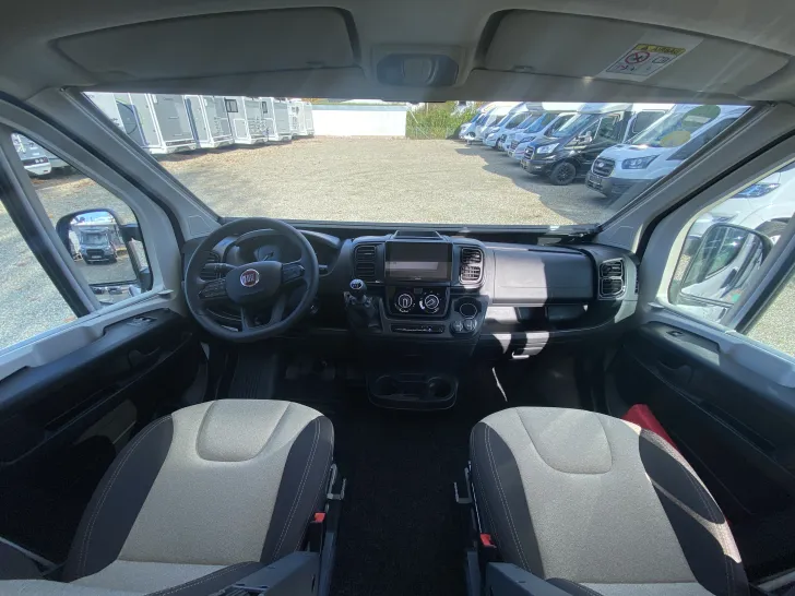 Fahrzeugbild Chausson Vans V697 First Line AHK #19